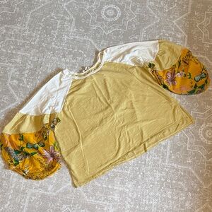 Umgee Yellow & White Puff-Sleeve Floral Mix Top